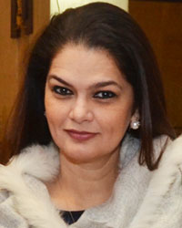 Suzanne Pillai