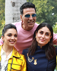 Kiara Advaji, Akshay Kumar, Kareena Kapoor and Diljit Dosanjh