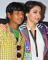 Shankar Mandal, Soha Ali Khan and Harsh Mayar