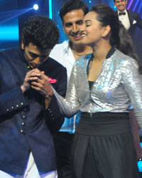 Ritesh Deshmukh, Sonakshi Sinha and Akhsay Kumar