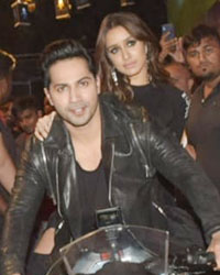 Varun Dhawan and Shraddha Kapoor