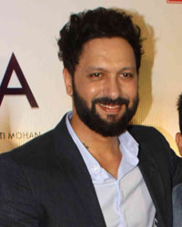 Abhijit Vaghani and Manoj Muntashir