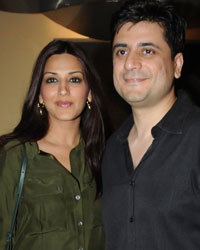 Sonali Bendre and Goldie Behl