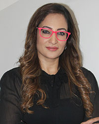 Rakshanda Khan