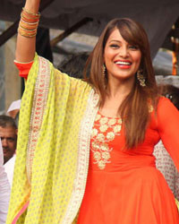 Chunkey Pandey and Bipasha Basu