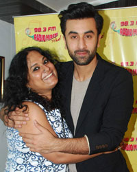 Ranbir Promotes Bomaby Velvet at Radio Mirchi