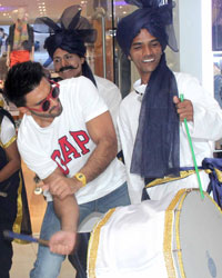 Ranveer Launches Gap Store