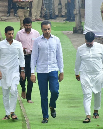 Milind Deora