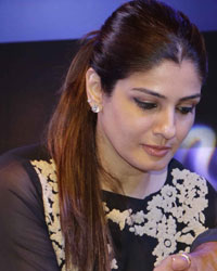 Raveena Tandon Inaugurates IDW