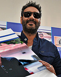 Ajay Devgn unveils Sanjay Sinha's book 'Rishtey'