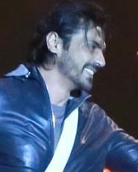 Arjun Rampal and Farhan Akhtar