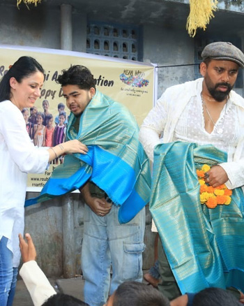 Rouble Nagi and Choreographer Bosco Martis Celebrate Diwali with @rnartfoundation children In Dhobi Ghat