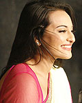 Sonakshi Sinha and Akshay Kumar