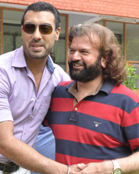 Gavie Chahal and Hans Raj Hans