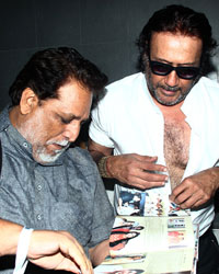 Photographer RT Chawla and Jackie Shroff