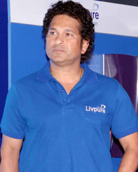 Sachin launches Shuddh Paani Swastha Bharat Campaign