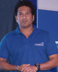 Sachin launches Shuddh Paani Swastha Bharat Campaign