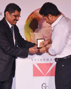 Sachin Launches Gold Coin