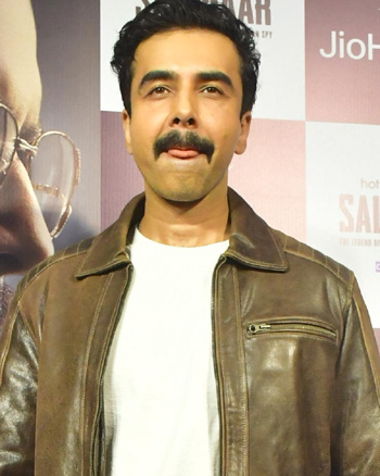 Naveen Kasturia