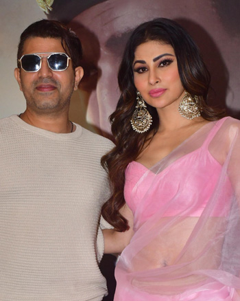 Faruk Kabir and Mouni Roy
