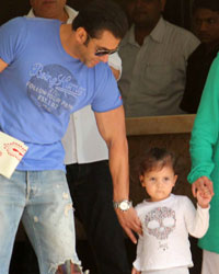 Salman Khan Celebrates Rakhi