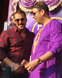 Salman Khan and Saurabh Gadgil