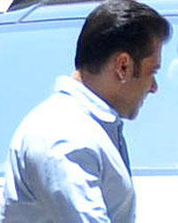 Salman Khan Leaves Court After Hit and Run Case Hearing