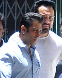 Salman Khan Leaves Court After Hit and Run Case Hearing