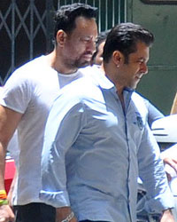 Salman Khan Leaves Court After Hit and Run Case Hearing