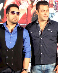 Mika Singh, Salman Khan, Kabir Khan and Shabbir Ahmed