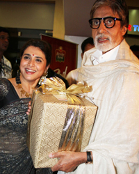 Supriya Pilgaonkar and Amitabh Bachchan