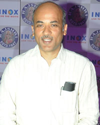 Sooraj R Barjatya