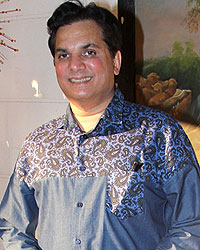 Lalit Pandit at Bappi Lahiri's Saraswati Puja