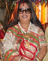 Bappa Lahiri, Rema Bansal, Chitrani Lahiri, Bappi Lahiri, Tanisha Verma Lahiri