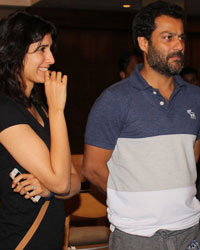 Abhishek Kapoor and Makrand Deshpandey