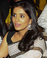 Sonali Kulkarni and Atul Kulkarni