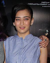 Shruti and Akshara Haasan