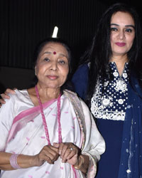 Asha Bhosle and Padmini Kolhapure