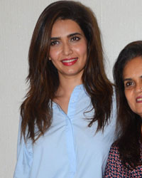 Karishma Tanna with her mother Jasmina Tanna