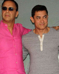 Vidhu Vinod Chopra, Aamir Khan and Rajkumar Hirani