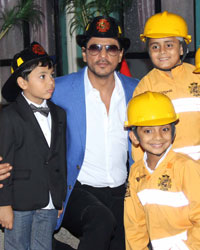 Shah Rukh Khan Launches Kidzania