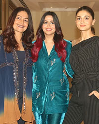 Pooja Bhatt, Shaheen Bhatt and Alia Bhatt