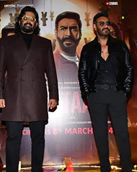 R Madhvan and Ajay Devgn