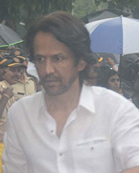 Kay Kay Menon