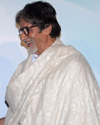 Shekhar Ravjiani and Amitabh Bachchan