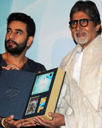 Shekhar Ravjiani and Amitabh Bachchan