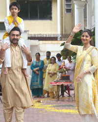 Raj Kundra and Shilpa Shetty with their son Viaan