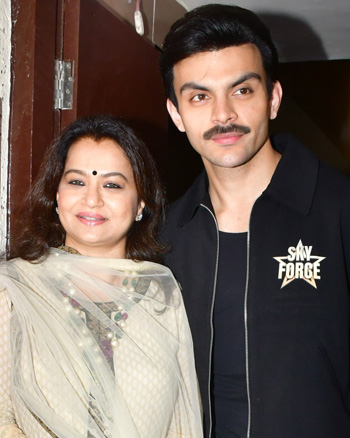 Veer Pahariya with his mother Smruti Shinde