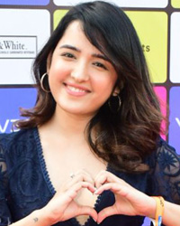 Shirley Setia