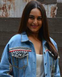 Sonakshi Sinha Promotes Noor at T Series office